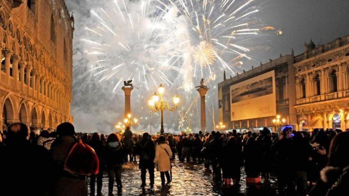 cum poti petrece de revelion la venetia