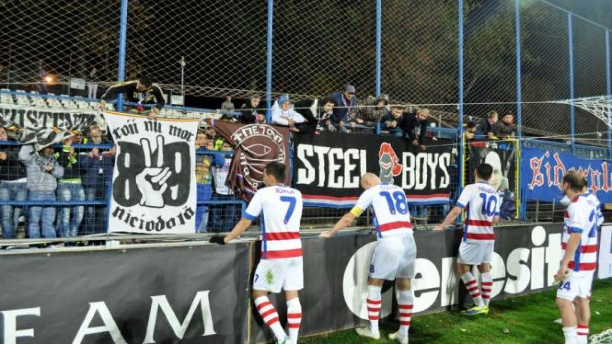 otelul galati a invins pe corona brasov si s a calificat in sferturile de finala ale cupei romaniei