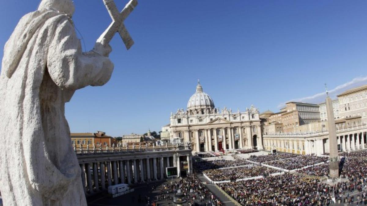 revista vaticanului denunta sarbatoarea pagana halloween avertizand ca este promovat maleficul