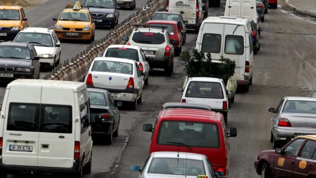 circulatie deviata pe dn1 din cauza aglomeratiei in statiunile de pe valea prahovei s a circulat in