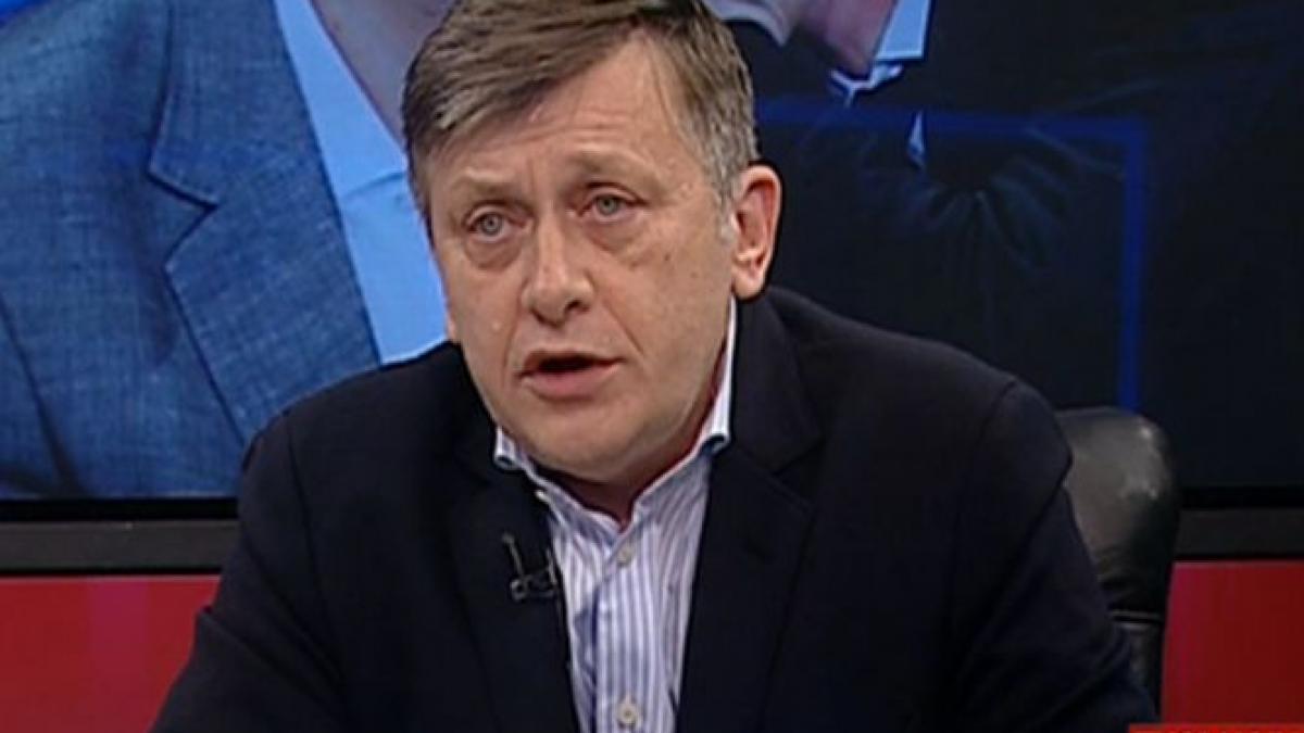 crin antonescu premierul si ministrul de finante au dat si dau batalii cu fmi ul pentru mentinerea