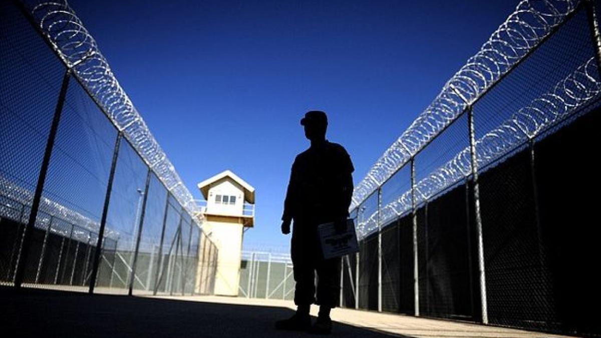 medici transformati in tortionari practici revoltatoare in inchisorile cia