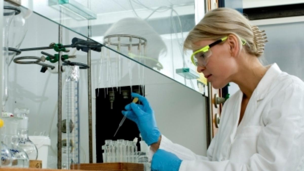 mutatii genetice ce favorizeaza o forma rara de cancer au fost descoperite de cercetatorii romani