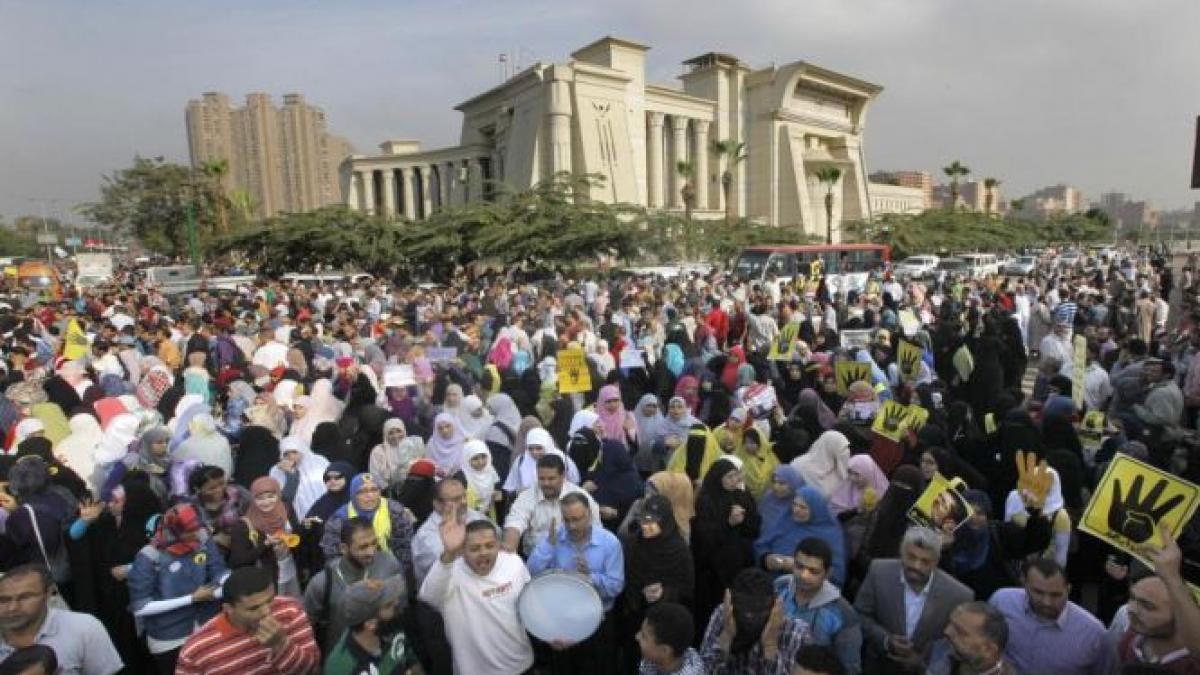 procesul fostului presedinte egiptean mohamed morsi a fost amanat pentru 8 ianuarie