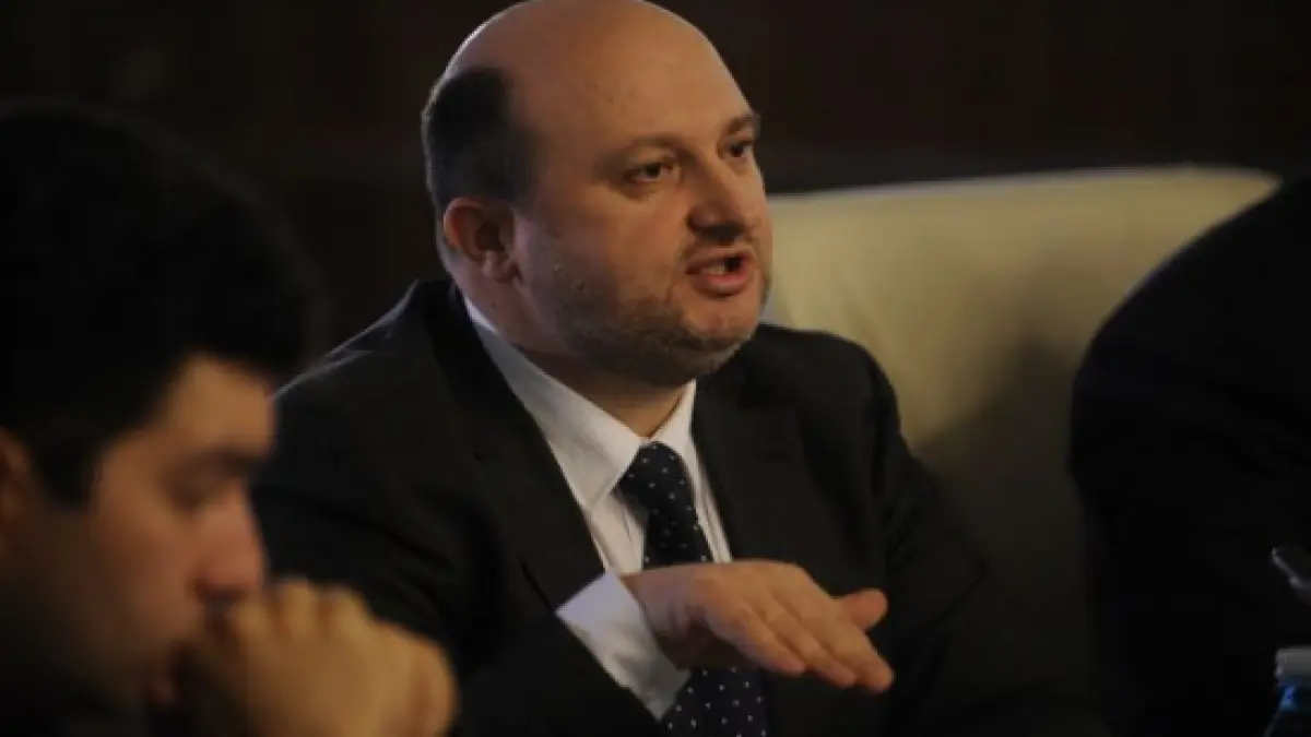 reducerea cas e un angajament clar ministrul de finante si ar da demisia in cazul ratarii acestui