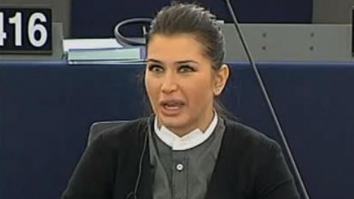 gafa in presa rusa elena basescu prezentata drept fiica lui victor ponta