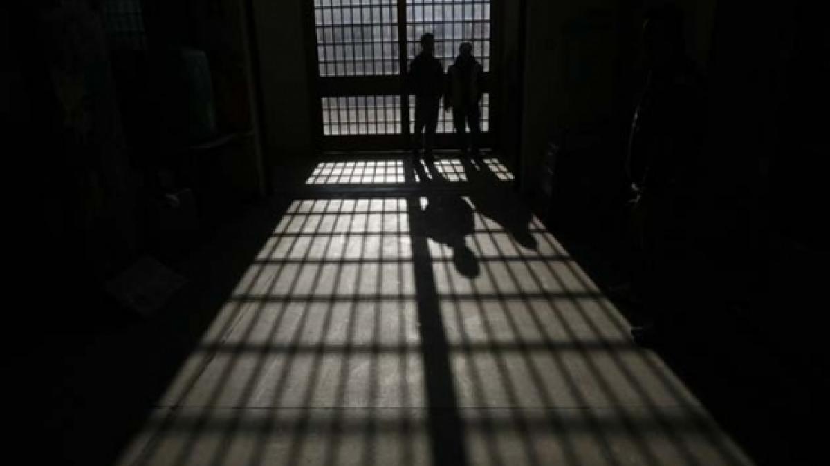 sase jurnalisti turci condamnati la inchisoare pe viata pentru apartenenta la un partid interzis