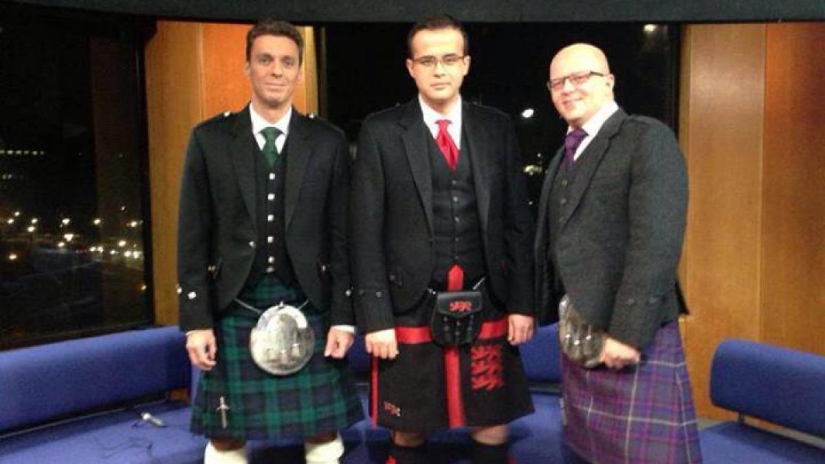 antena 3 in straie de sarbatoare dupa un nou premiu la londra cum s au imbracat gadea ursu si badea