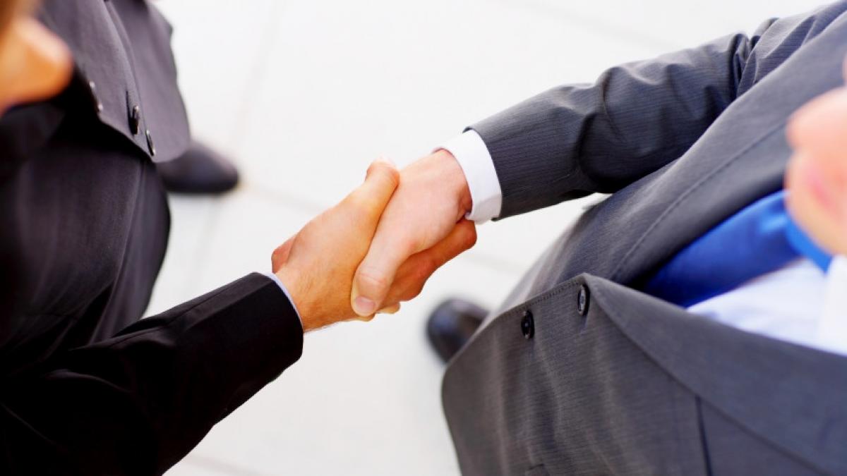 inventau accidente pentru a obtine rambursari ilegale peste 400 de persoane anchetate in italia