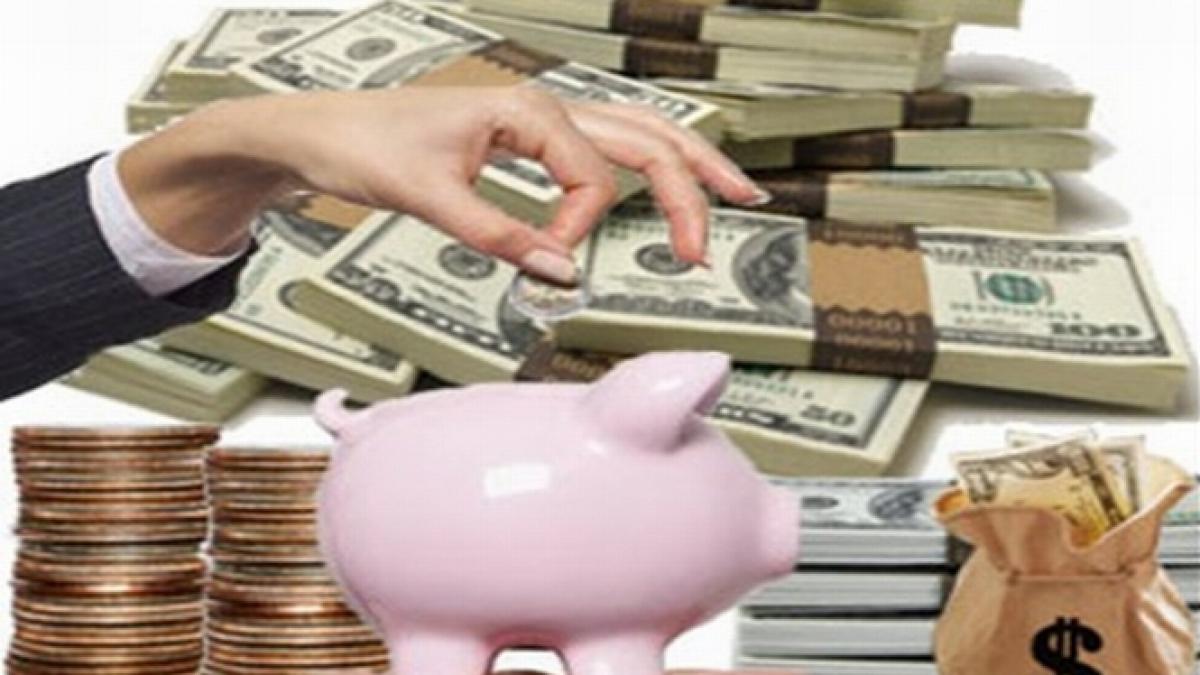 Ministerul Finanţelor: Peste 354.000 de bugetari vor beneficia de majorări salariale, în 2014