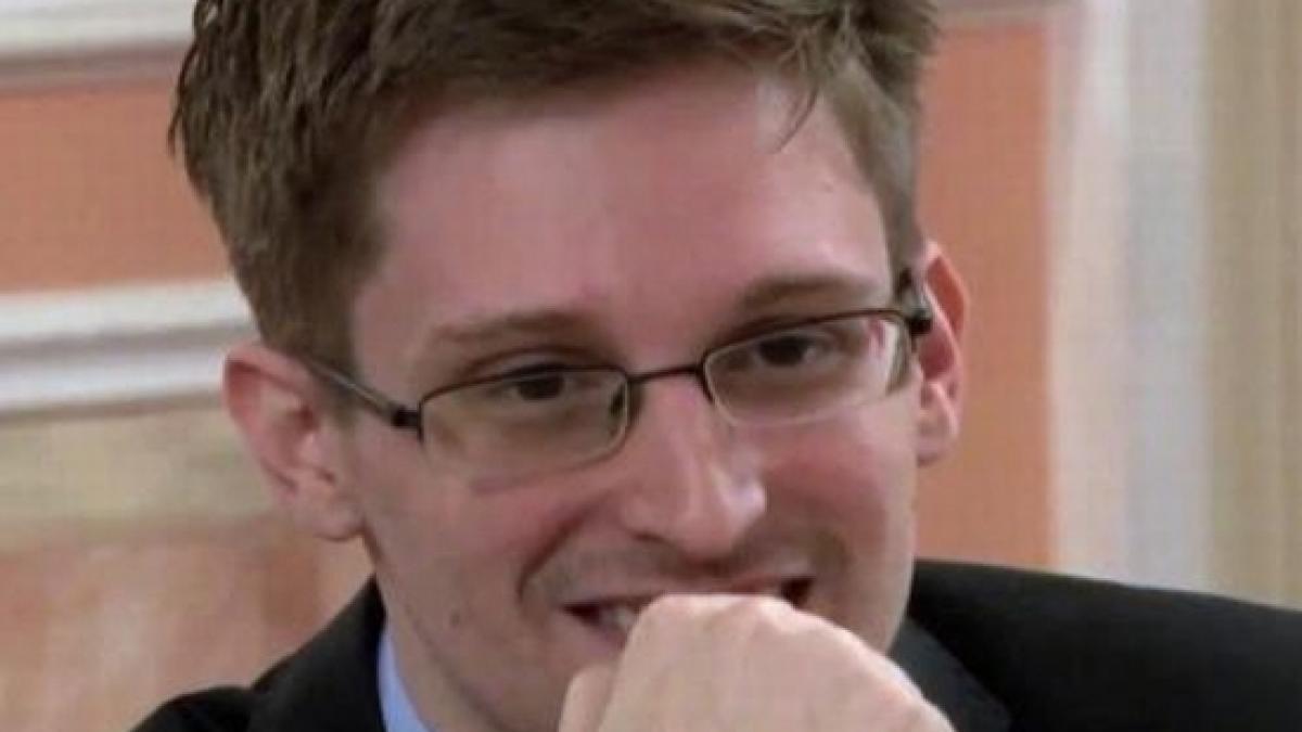 edward snowden nu a primit niciun ban pentru dezvaluirea de informatii clasificate edward snowden nu a primit niciun ban pentru dezvaluirea de informatii clasificate