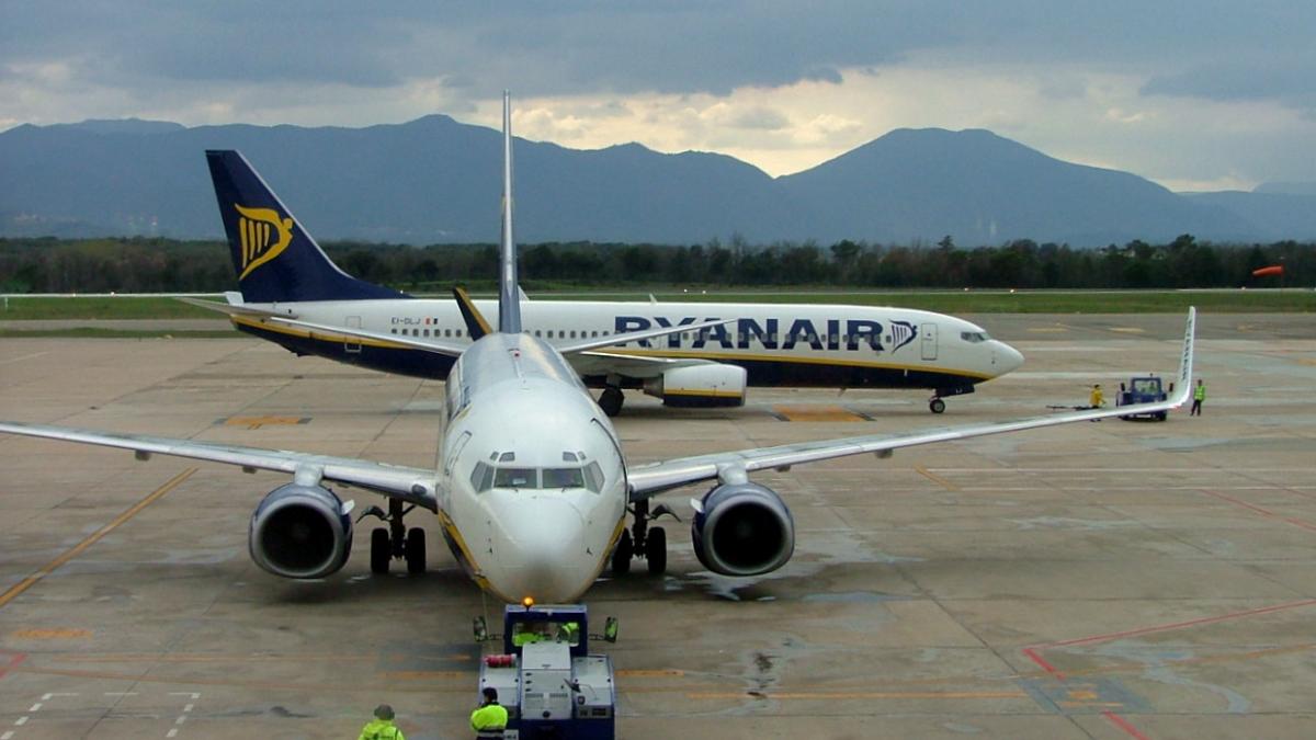 ryanair va zbura din bucuresti incepand cu aprilie 2014
