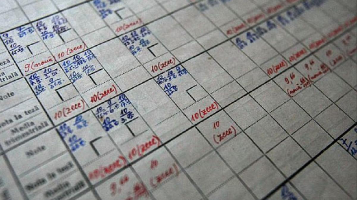 vand scutiri pentru chiulangii elevii din capitala fac contrabanda cu scutiri medicale cu stampila