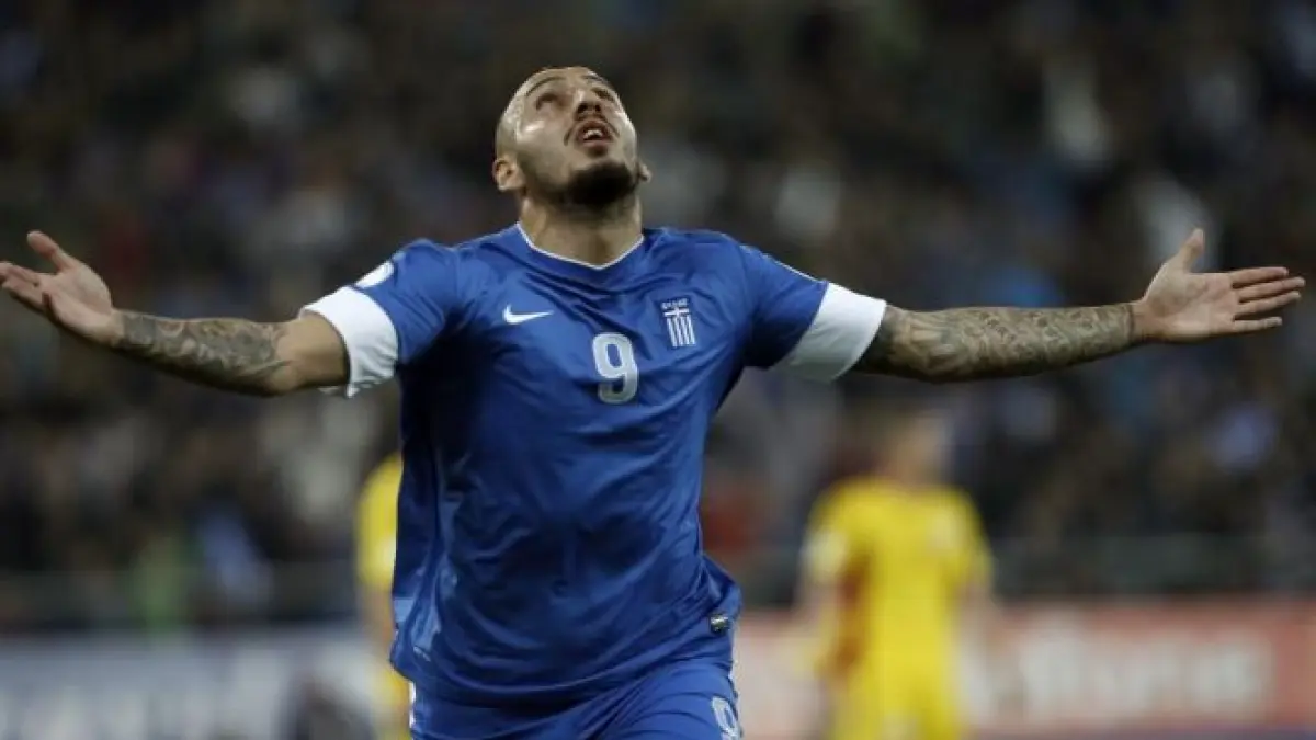 romania a pierdut meciul tur cu grecia scor 1 3 si are sanse mici sa se califice la cupa mondiala