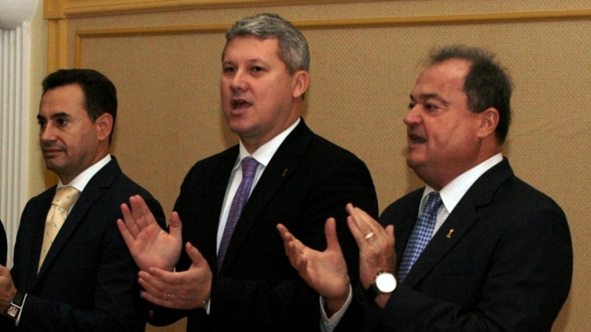 pdl dezbinat intre gheorghe falca si catalin predoiu