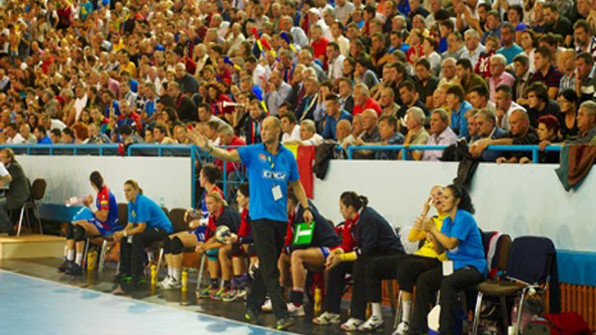 romania a ramas cu o singura echipa in cupele europene la handbal feminin hcm baia mare corona