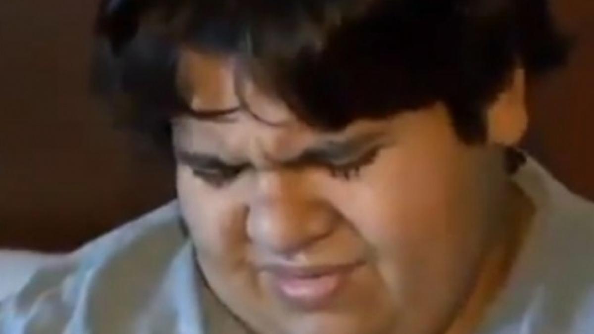 calvarul tanarului obez pe care o companie aeriana refuza sa l transporte in marea britanie continua