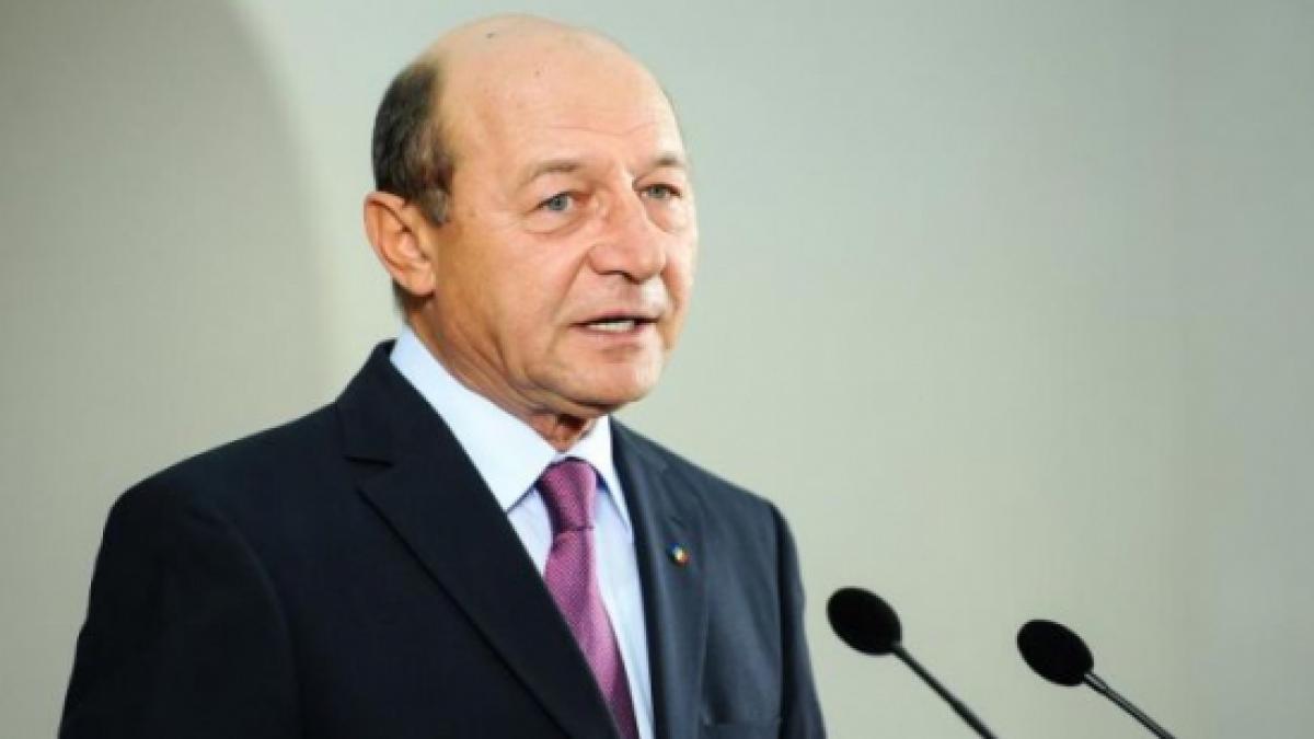 traian basescu terenul din calarasi a fost achizitionat cinsitit este vorba despre o afacere de