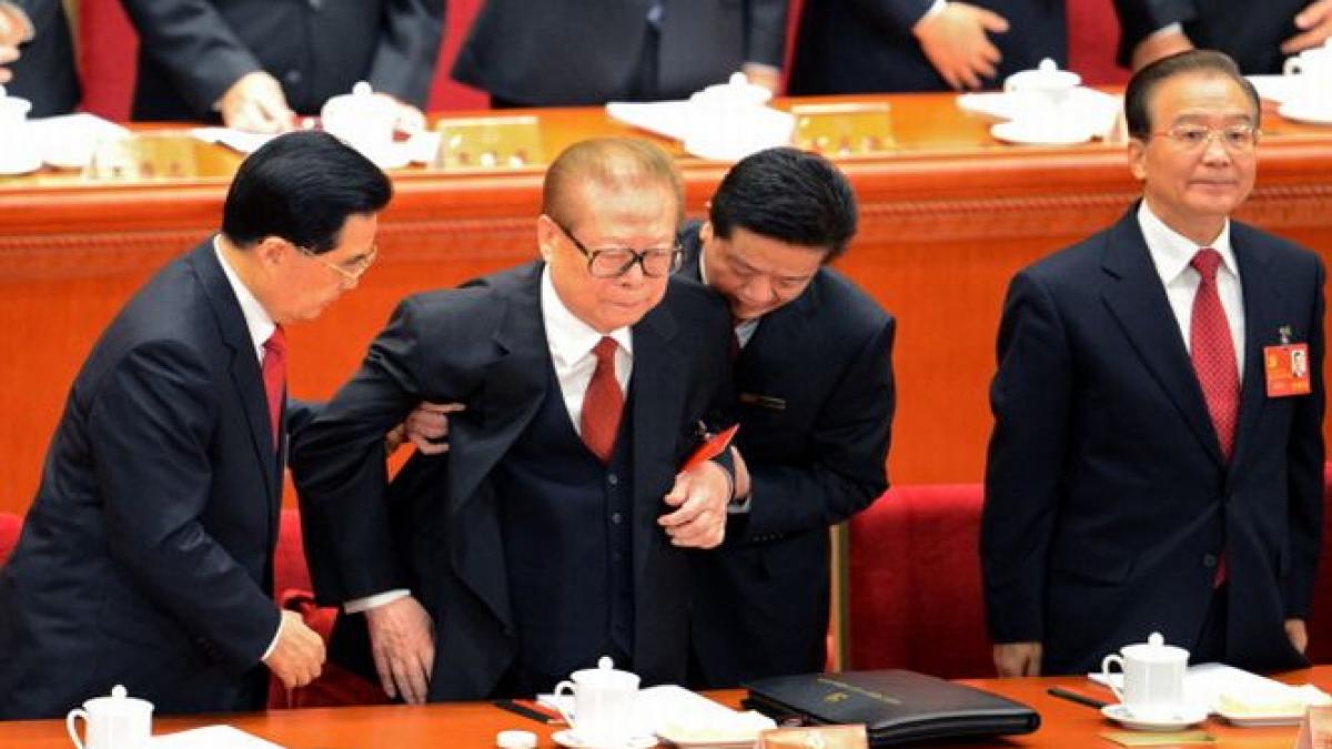 un tribunal din spania a emis mandate de arestare pe numele fostilor lideri chinezi