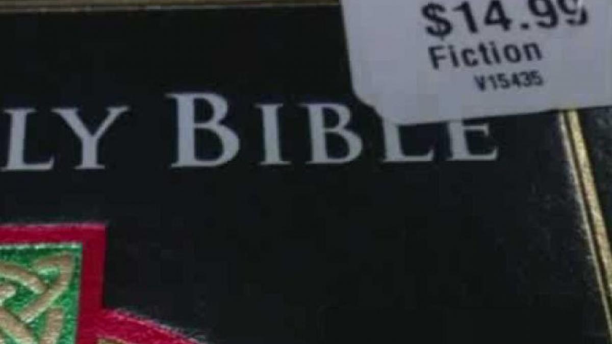 biblia de vanzare la raftul de fictiune descoperirea facuta de un pastor