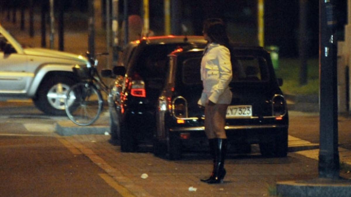 destine distruse pentru cateva sute de euro copile romance de 11 ani vandute traficantilor de carne