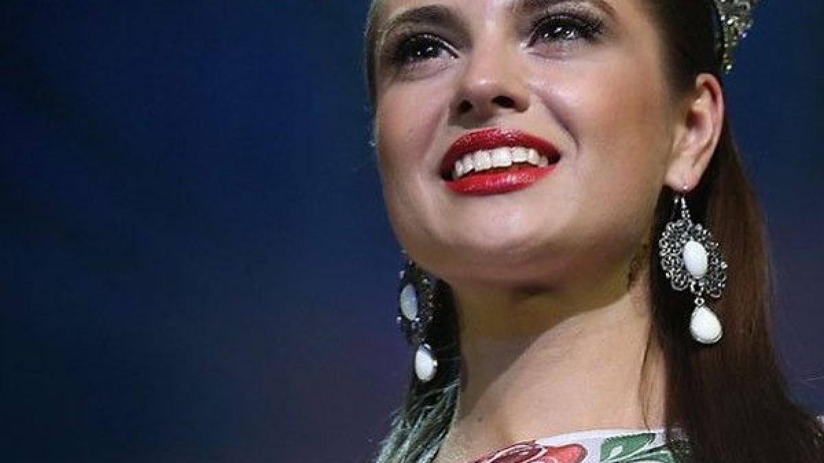 ea este cea mai frumoasa femeie din rusia trebuie sa faci orice pentru a ti indeplini scopul