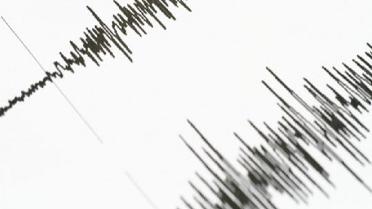 cutremur cu magnitudinea 5 7 in iran cel putin sapte persoane au murit