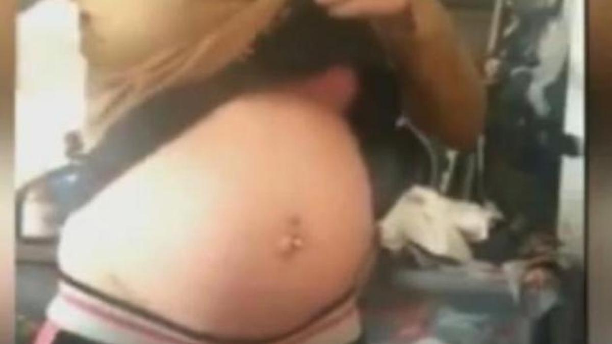 dupa ce a postat imaginile acestea pe internet politia a venit la ea la usa ce a facut femeia