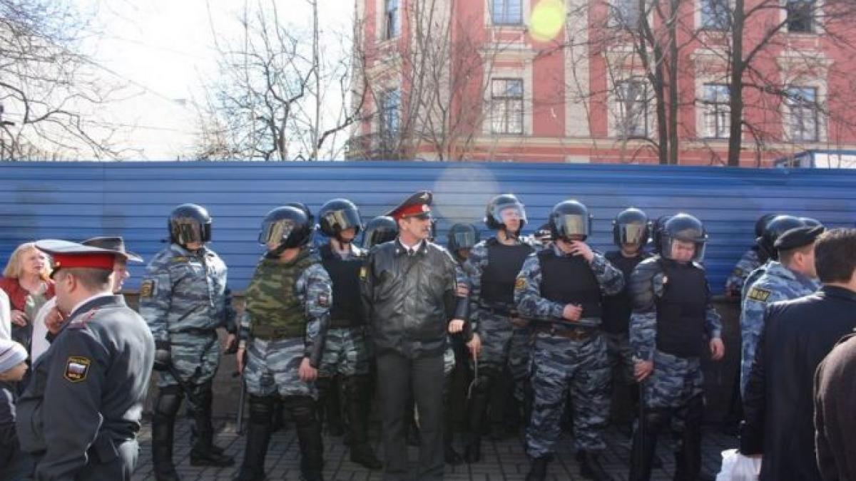 cedo un barbat torturat de politia rusa va primi 27 000 de euro