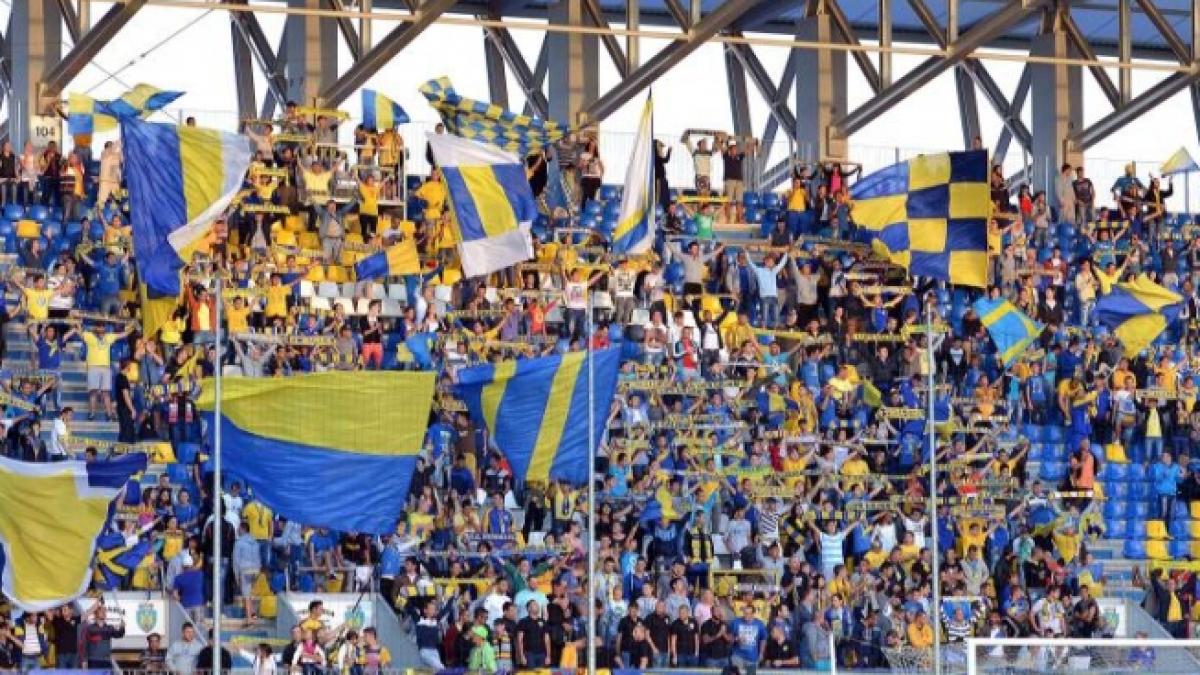 fanii echipei petrolul ploiesti au fost intorsi din drum inaintea meciului cu steaua