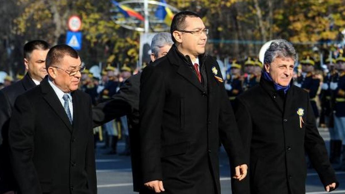 premierul victor ponta a aprins luminile de sarbatori de la targu jiu
