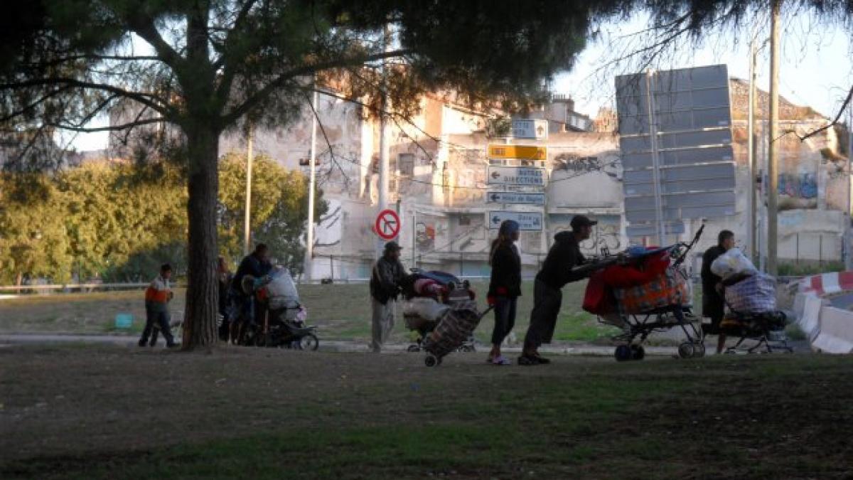 romani evacuati cu scandal in franta