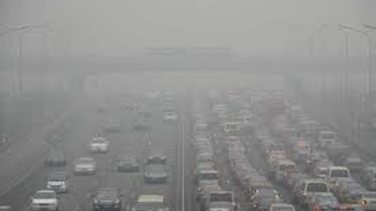 traficul rutier si aerian din estul chinei paralizat din cauza cetii