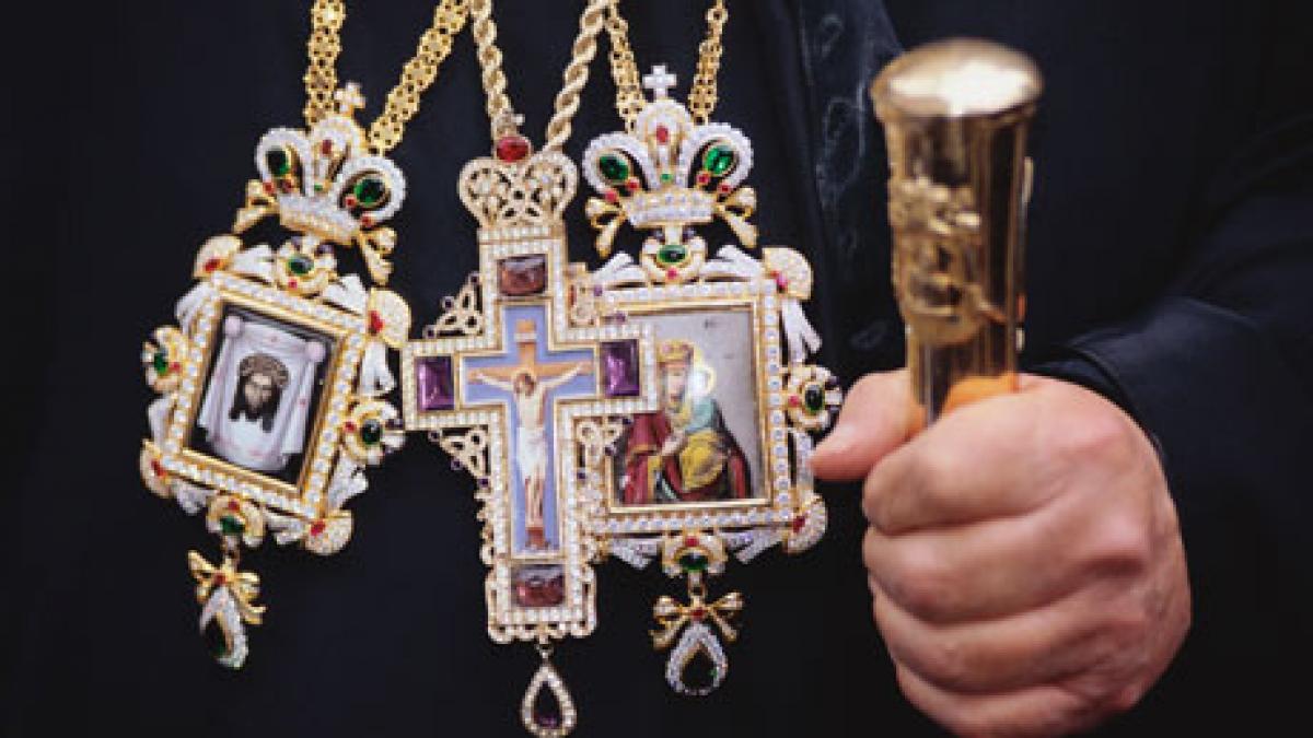 noul manual de religie menit sa schimbe vietile adolescentilor scapati de sub control ce apare nou