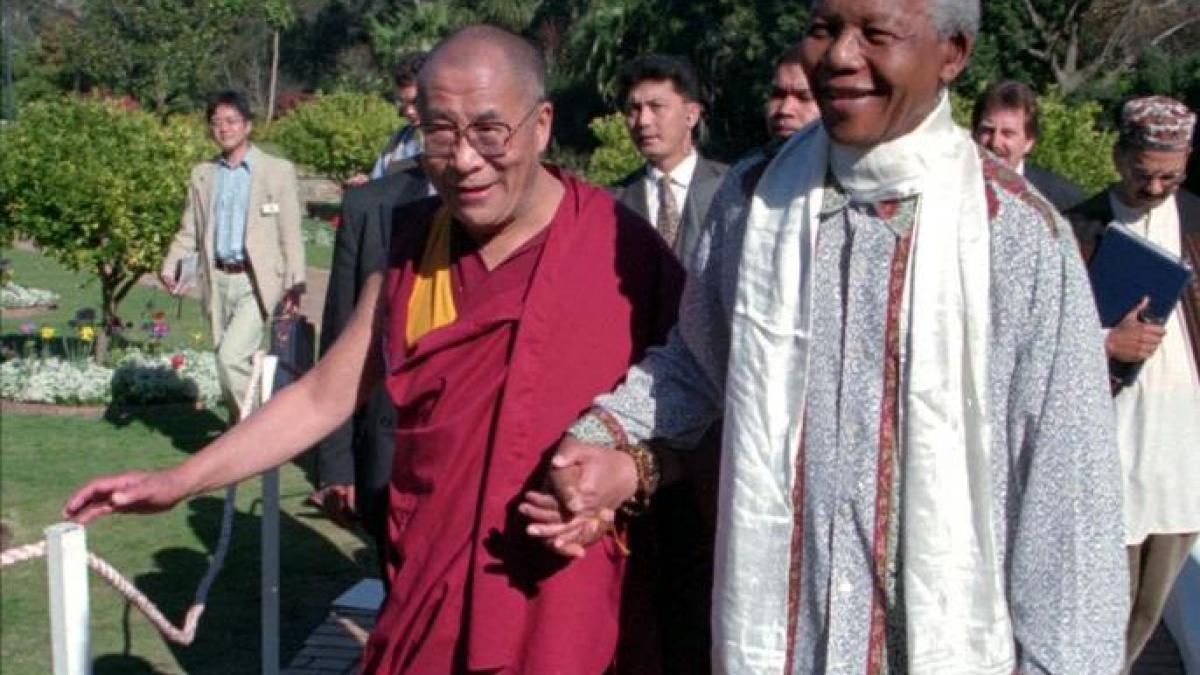 dalai lama afirma ca a pierdut un prieten drag odata cu moartea lui mandela