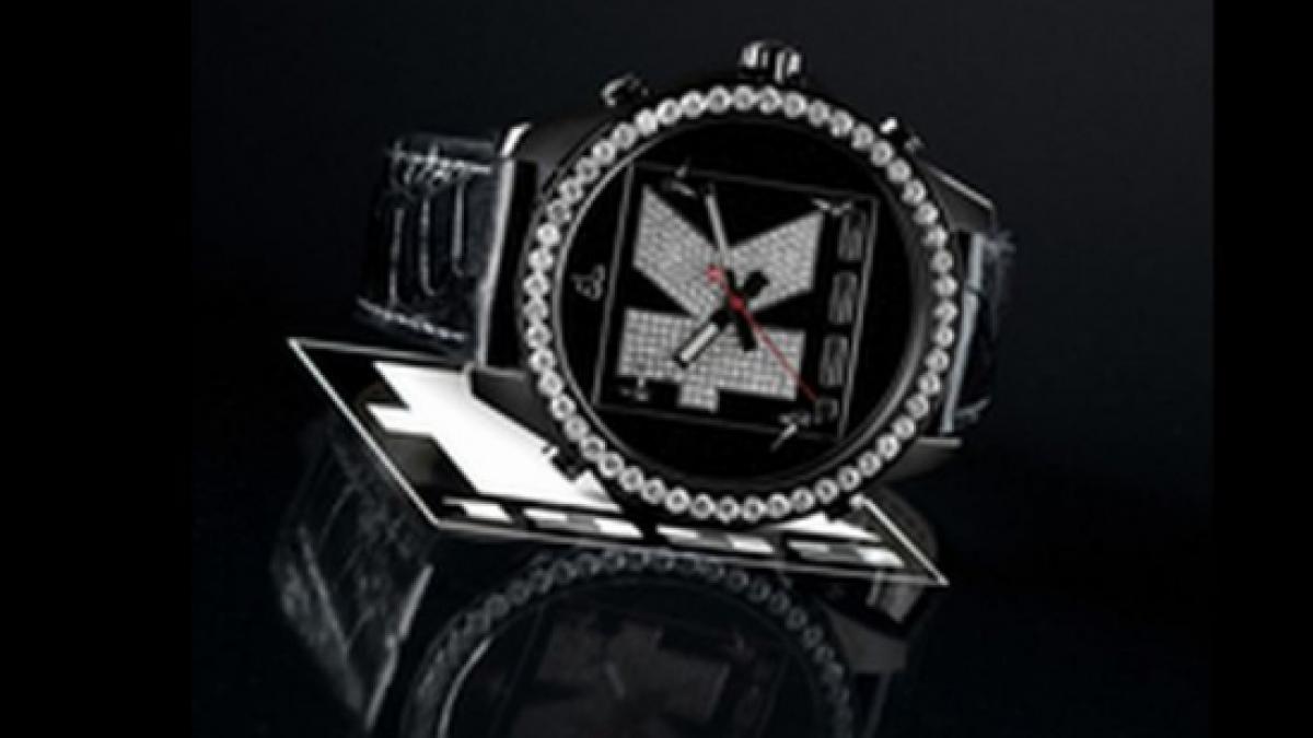 jaf la un magazin de bijuterii din paris hotii au reusit sa se faca nevazuti cu aproape 800 000 de