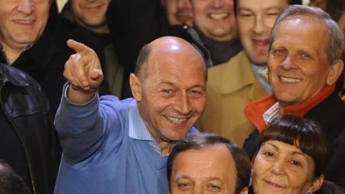 patru fosti ministri printre care macovei si berceanu sesizati la dna si sri pentru contractul cu