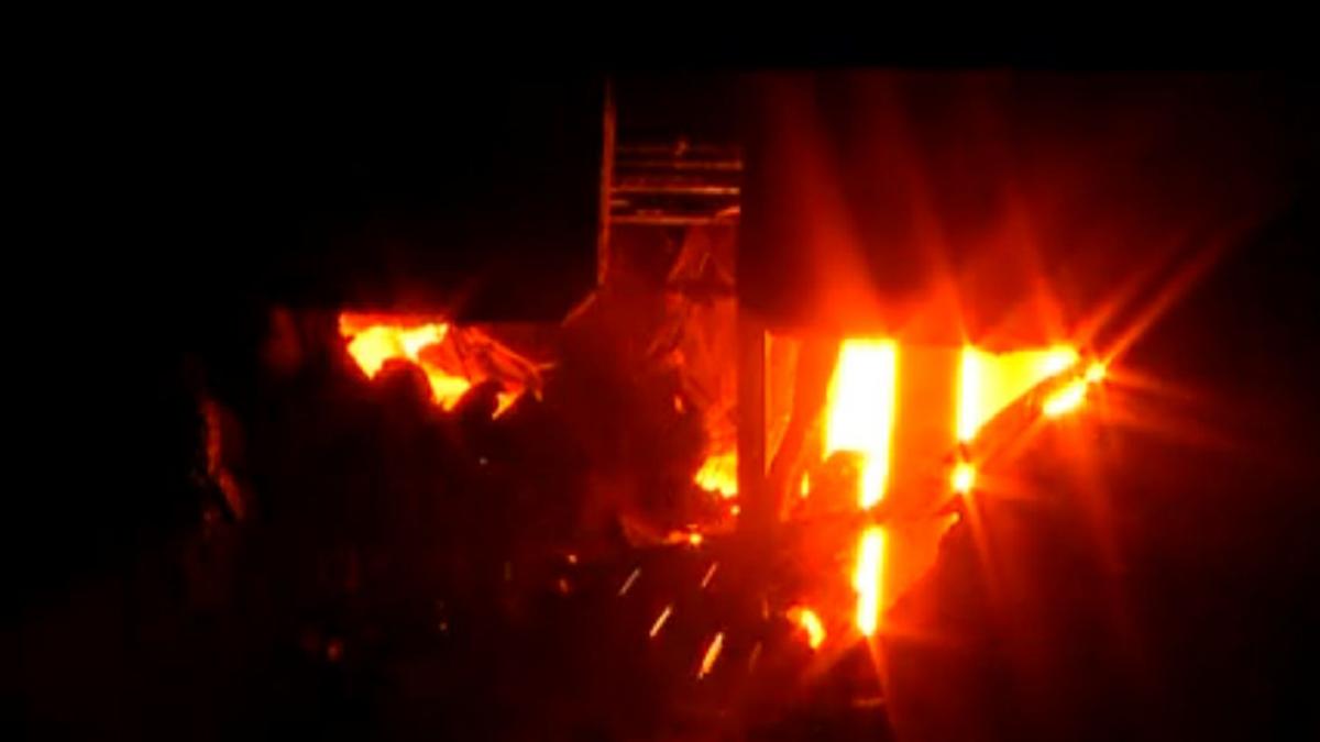 in premiera ne au topit metalurgia si au lasat in urma lor ruine si orase in faliment