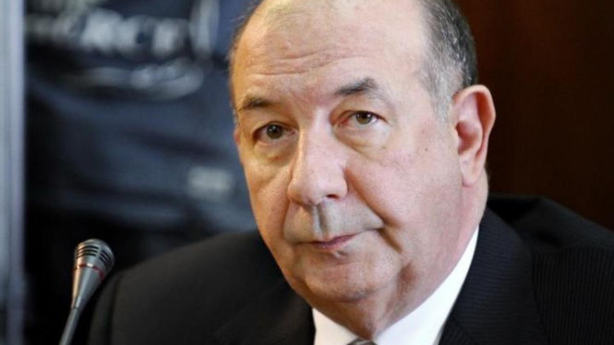 chitoiu vrea sa schimbe managementul cec bank ramane ghetea in functie