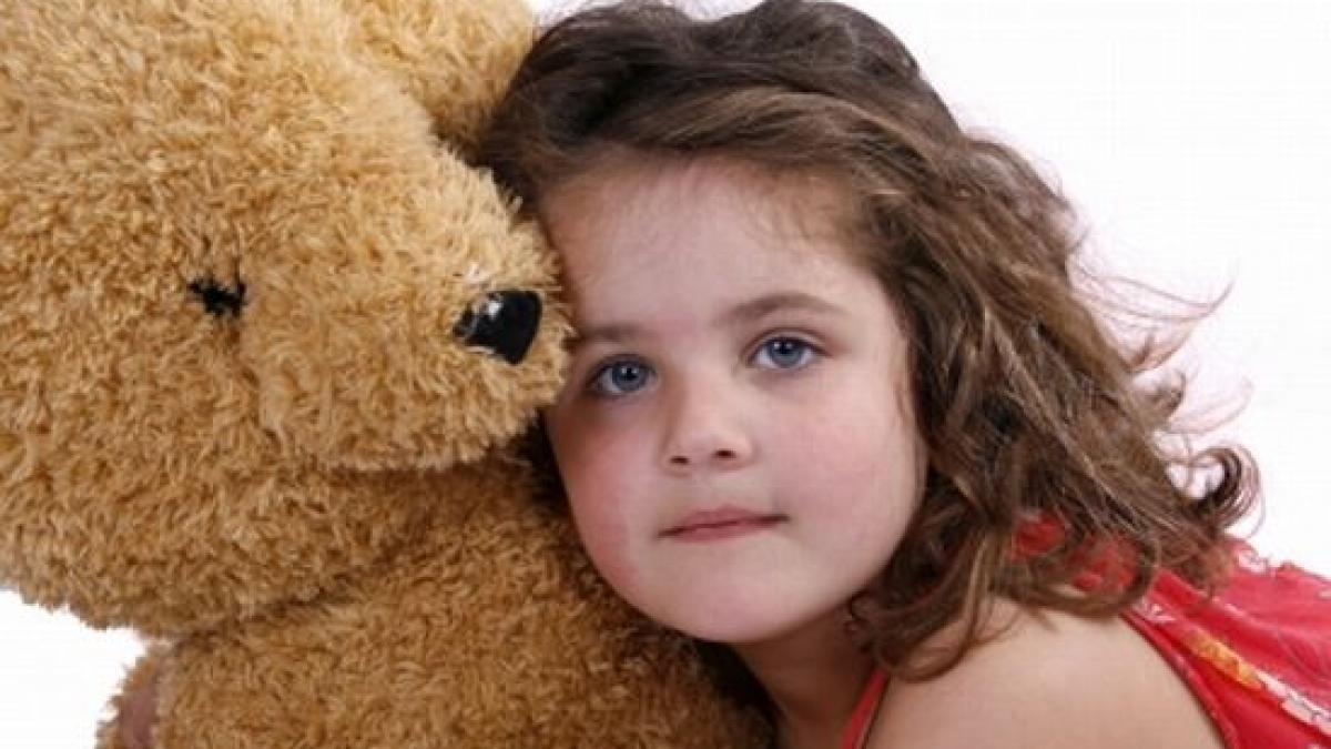 premiera in romania jucariile bilet de intrare la un concert pentru copiii orfani