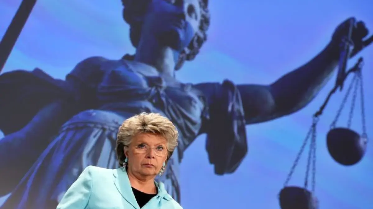 viviane reding romania si bulgaria indeplinesc criteriile pentru schengen