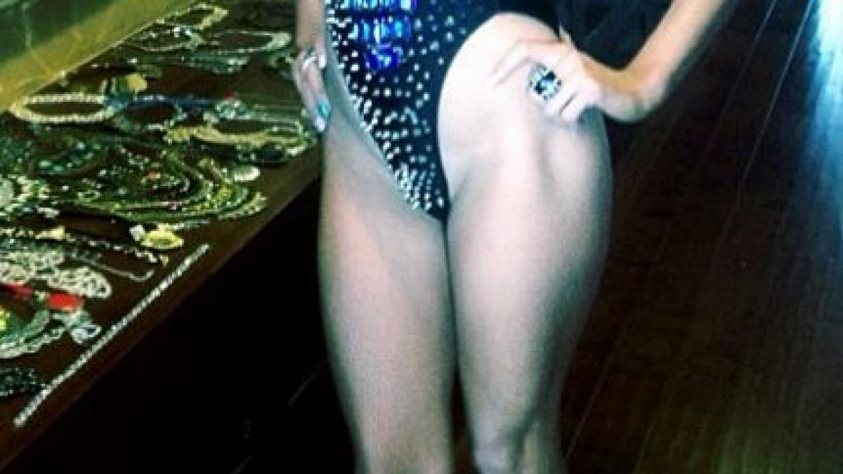 imaginea la care nimeni nu se gandea ca o sa apara pe internet ce a postat paris hilton pe instagram