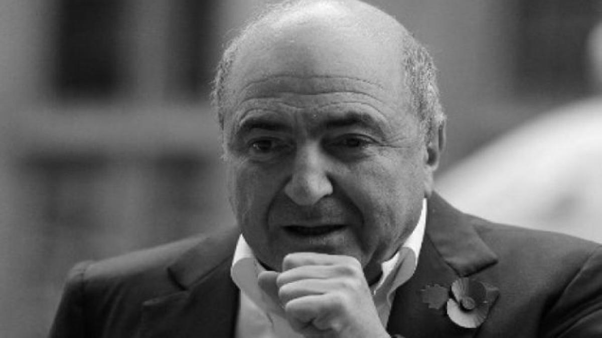 rusia a pus mana pe banii lui boris berezovski