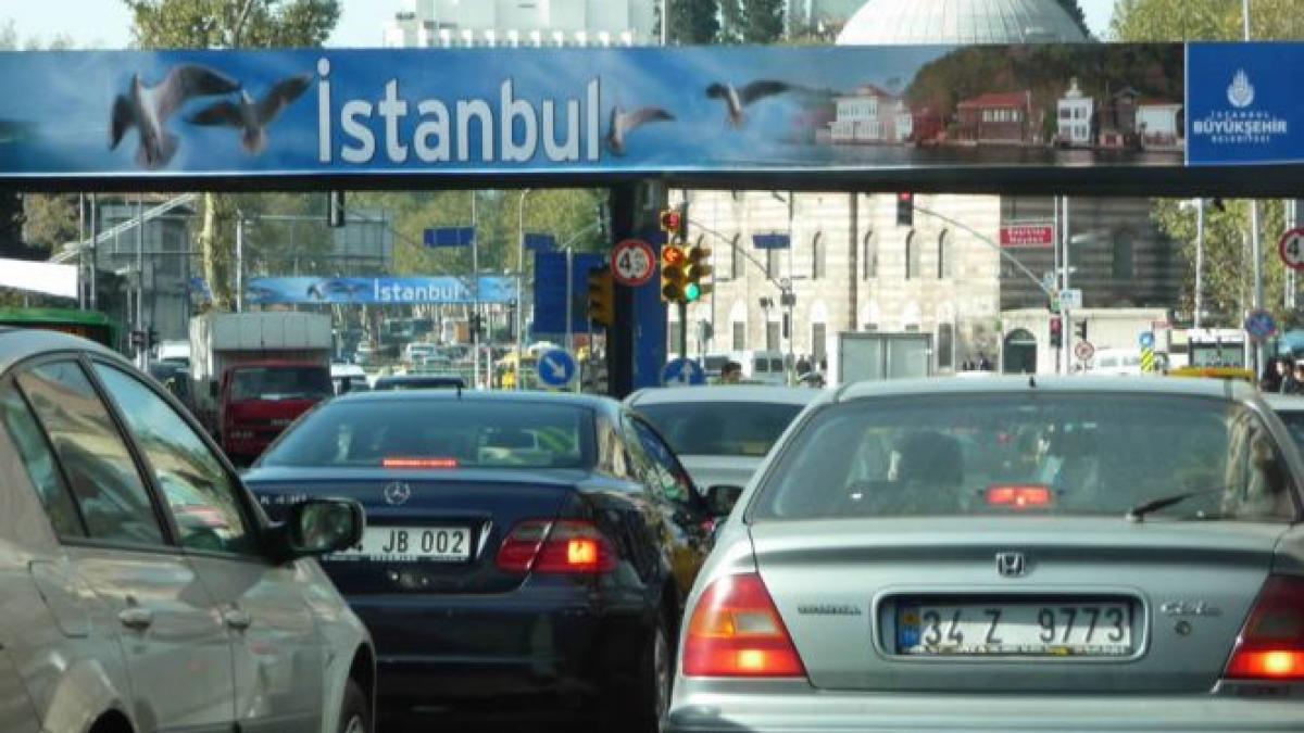 autoritatile din istanbul vor sa amenajeze locuri de parcare plutitoare