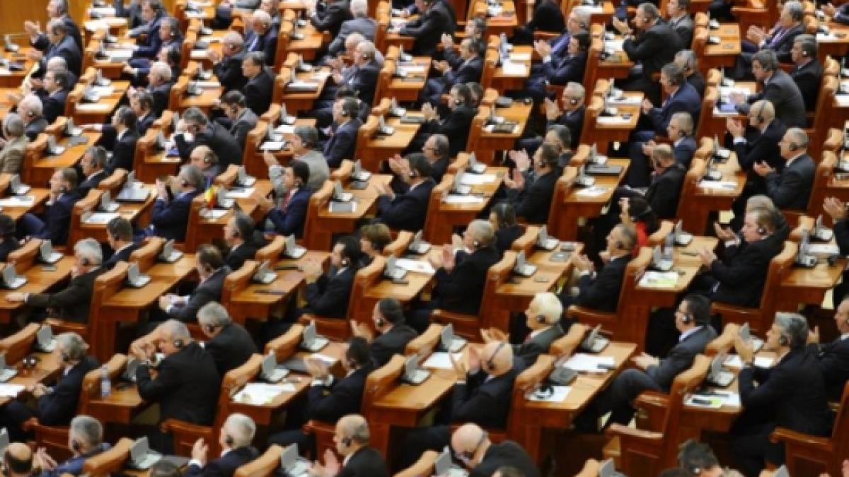Situaţie fără precedent în Parlament. Codul penal, criticat de ambasade