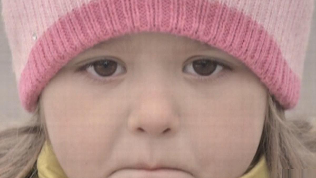 are 6 ani a fost retrasa de la gradinita si a vazut desene la casele vecinilor iata povestea