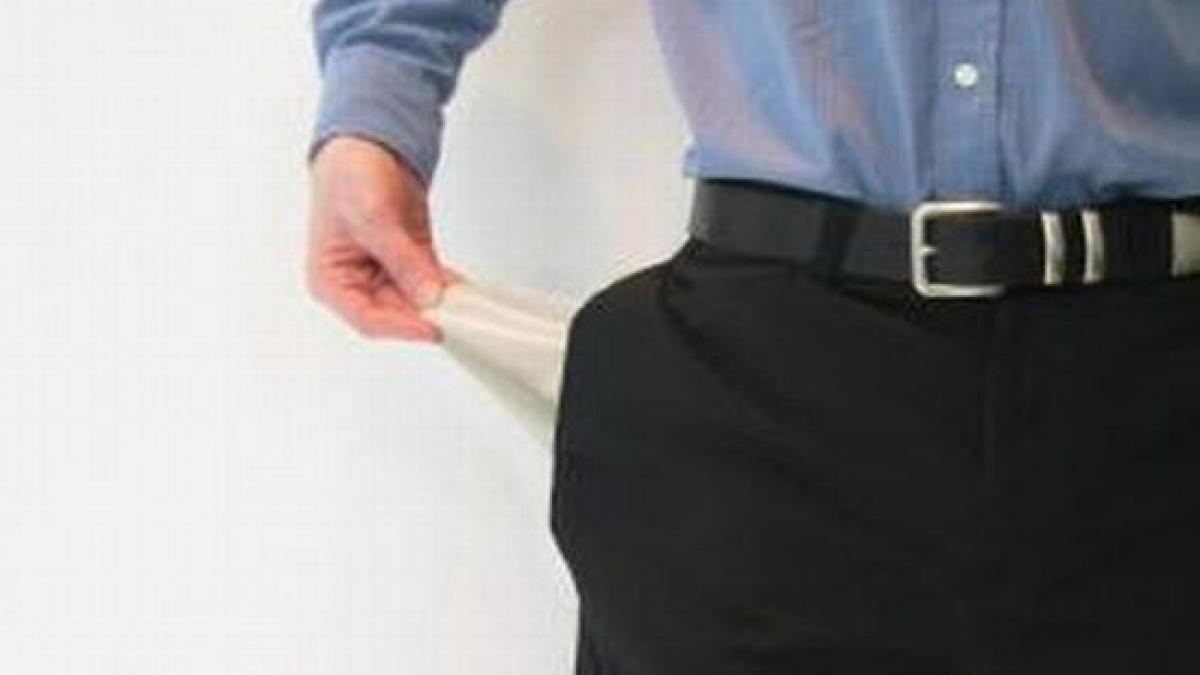 o treime din populatia greciei are datorii la stat pe lista datornicilor se afla si persoane