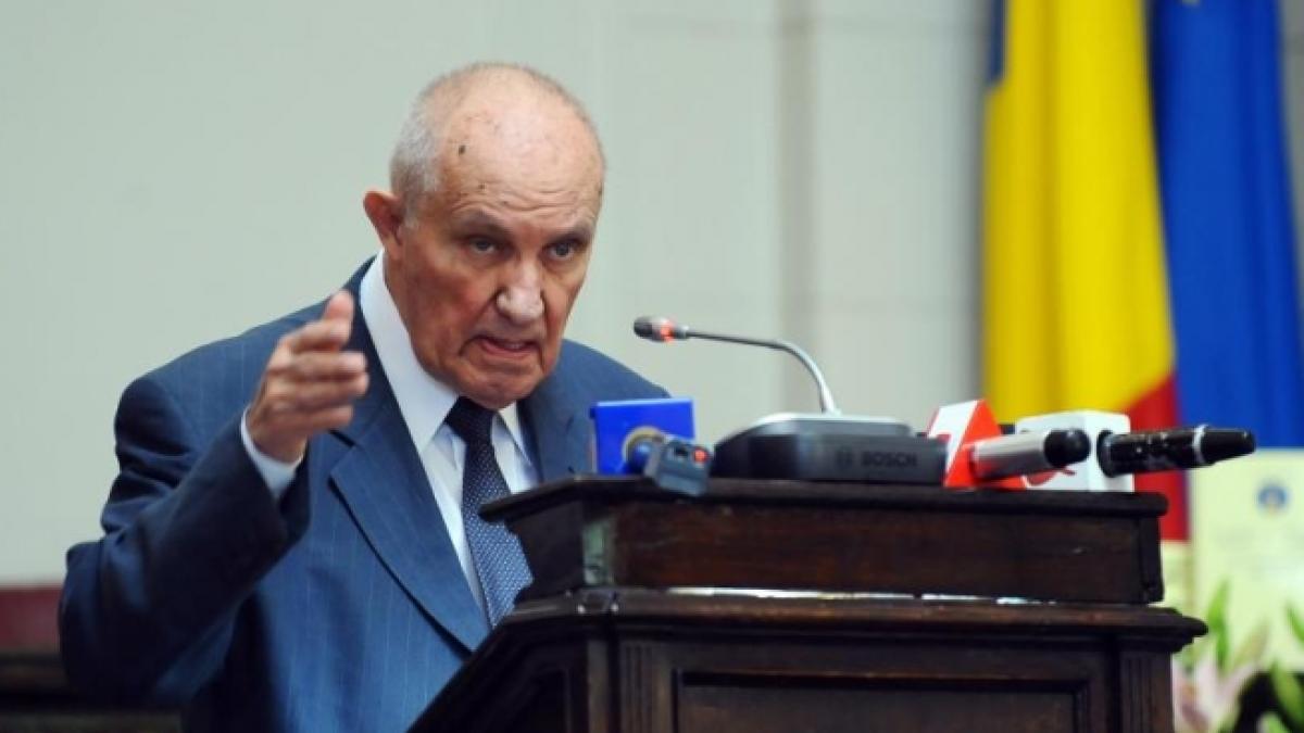 academicianul dinu c giurescu eu sunt de acord cu protestatarii in ceea ce priveste legea minelor