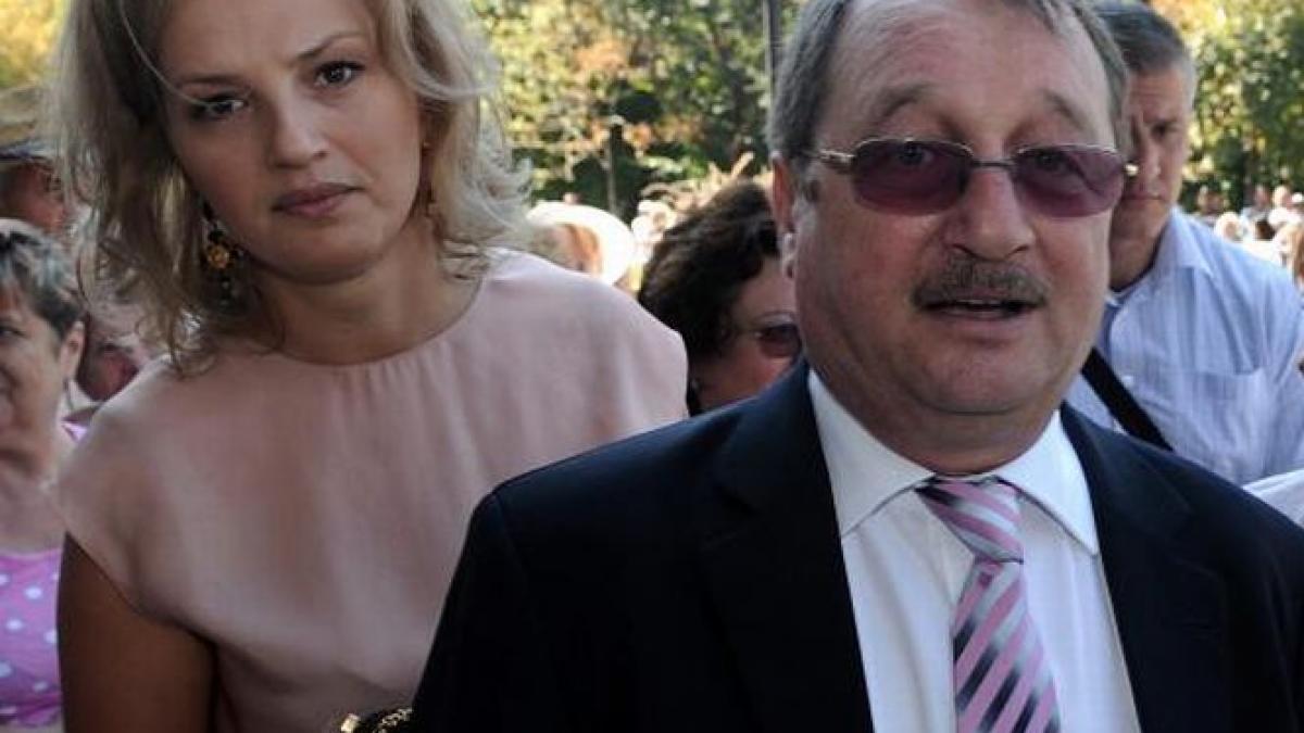 sinteza zilei dezvaluiri despre afacerile lui mircea basescu