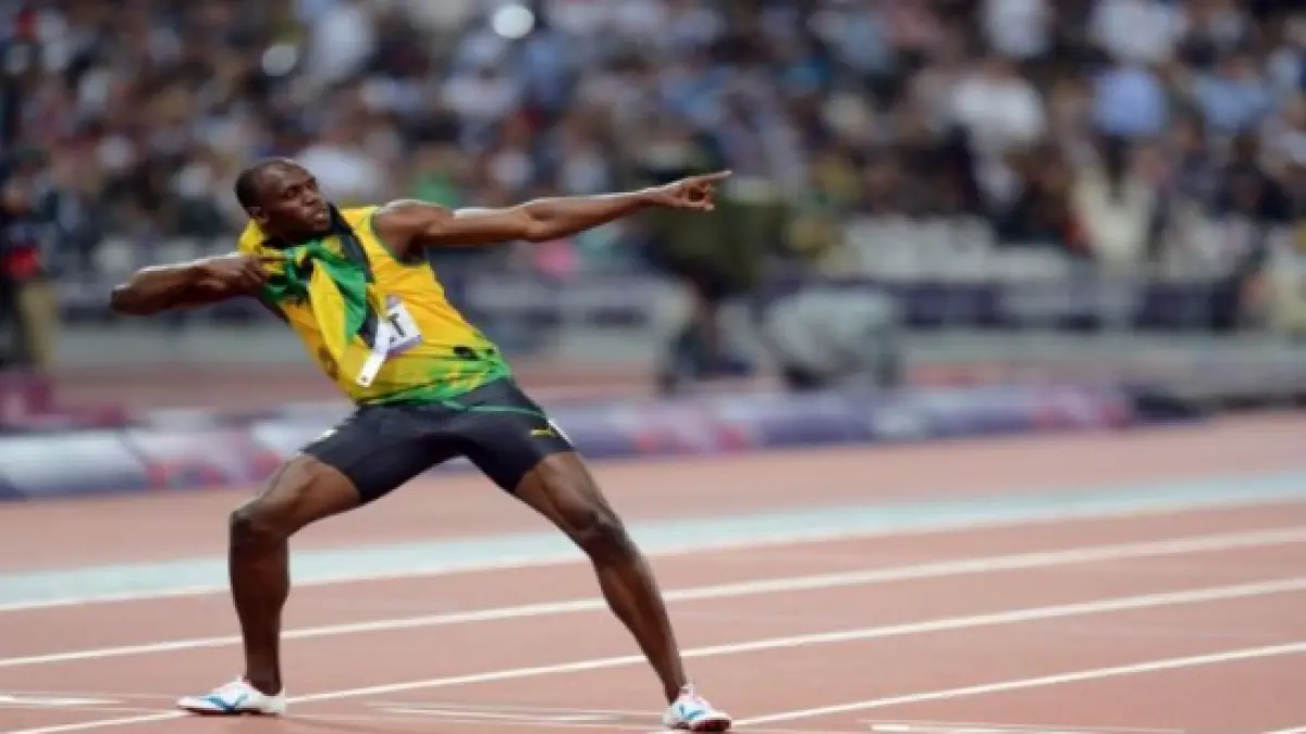 usain bolt vrea sa bata toate recordurile s a luat la intrecere cu un autobuz vezi cine a castigat